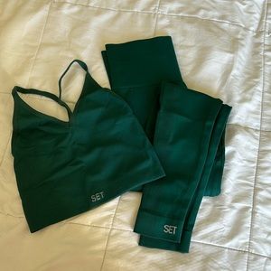 SET Active Ribbed Set